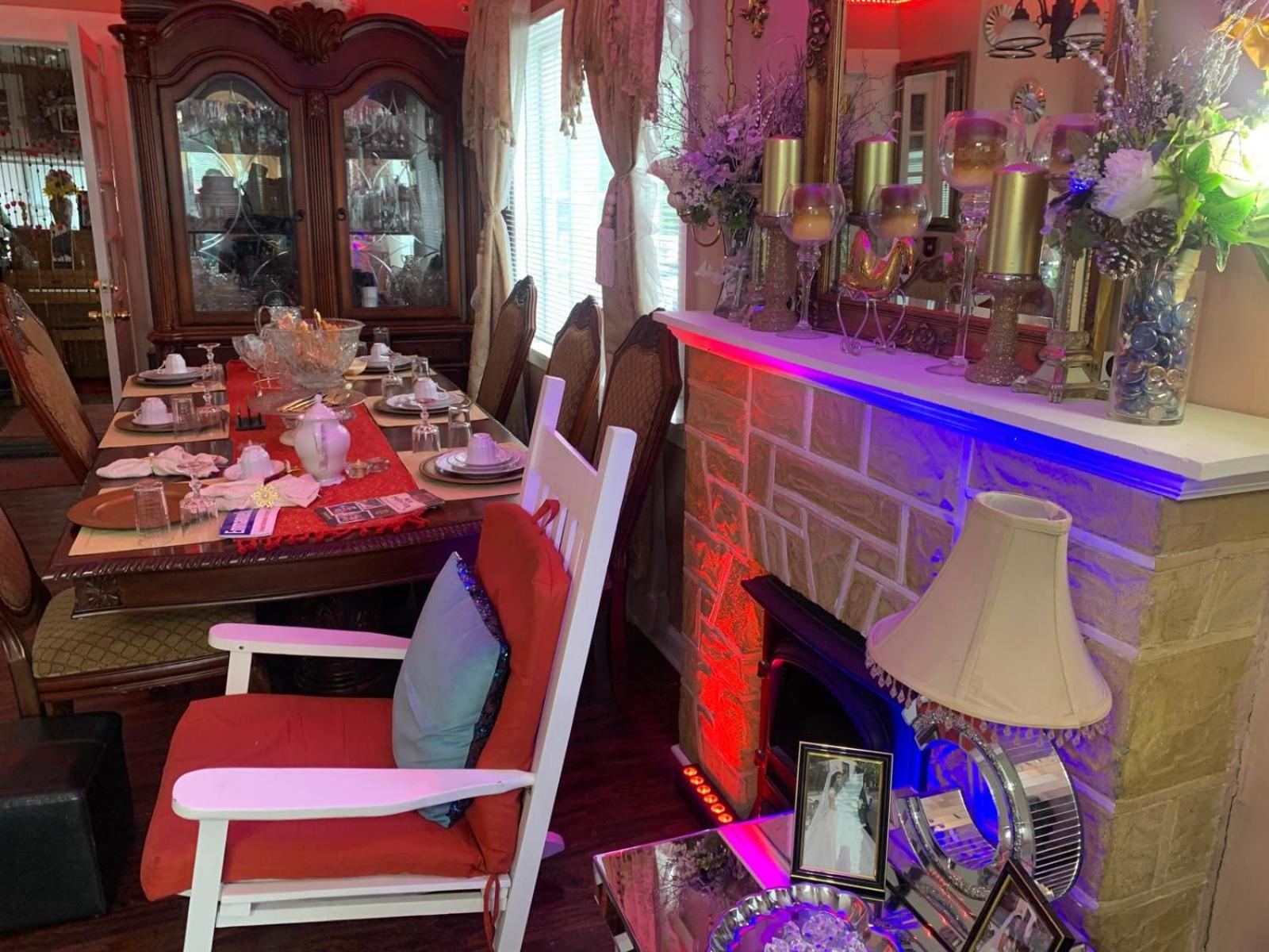 Ambassador Luxury Room Джеймстаун Екстериор снимка
